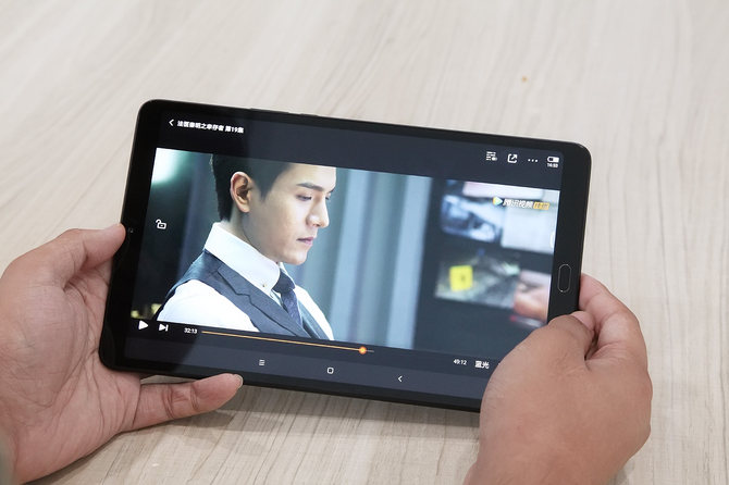 不限流量的大尺寸平板 小米平板4 plus评测