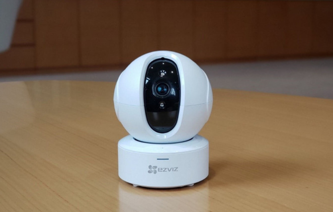 高清追踪好体验,萤石c6c无极巡航版吼住萌宠