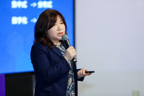 在媒体沟通会上,金山云副总裁,解决方案总经理喻珺