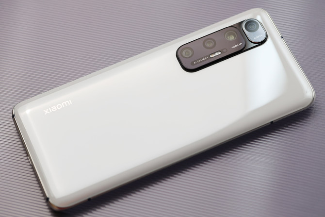 影音娱乐体验再度升级 性能旗舰小米10s评测