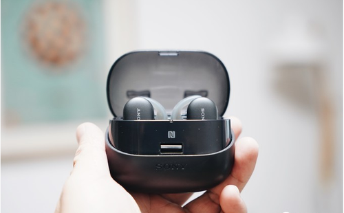 四,索尼sp900蓝牙耳机