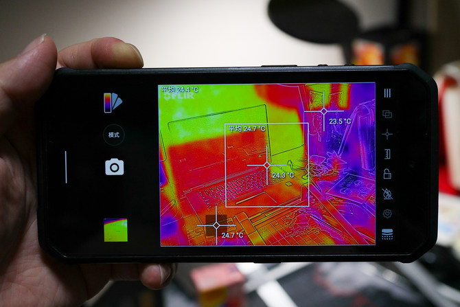 基于物体温度的差异,遨游a9能创建清晰的热图像,将温度,热量可视化.