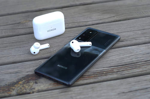 (3)荣耀(honor)earbuds   se降噪耳机