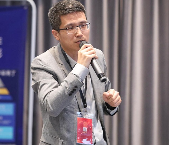 华为云刘永康与零售,餐饮大咖共话行业数字化转型