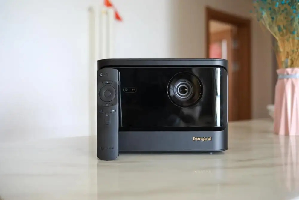 坚果投影仪怎么样四大爆品实测到底该认准谁