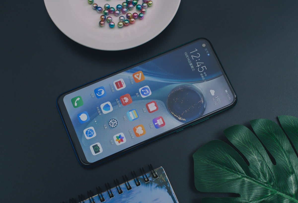 华为10新年购机不知如何选内外兼修的华为畅享10才是你的超值之选